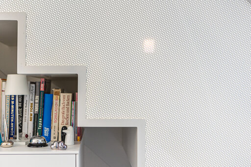 Design industriale 2 – Scala in acciaio di grande impatto con una chiara presenza strutturale
