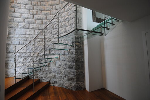 Sevilla Glass Curve - sevilla Glas Kurve Siller Treppen Ganzglastreppe