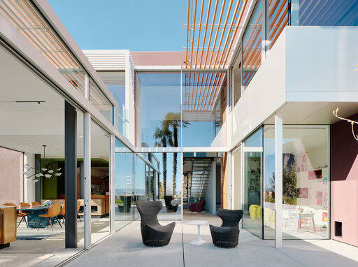 Mistral Bronze - Glastreppe mit Bronze farbenen Glas - Fougeron Architects Arkansas st. Siller Ganzglastreppe 1