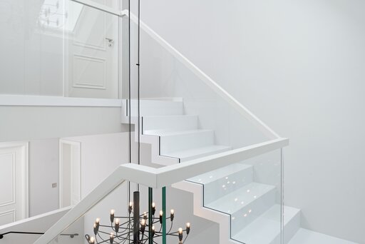 Faltwerktreppe aus Corian - Siller Treppen Muenchen 4 Corian Treppe