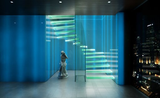 Ghost - Kragarmtreppen mit Glasstufen FRANKFURT 2