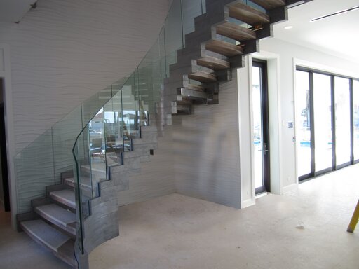 Cobra Silber - COBRA Designtreppen gebogen shape