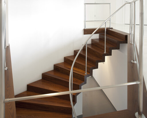 Faltwerk modern - Faltwerk moderne Treppe 3